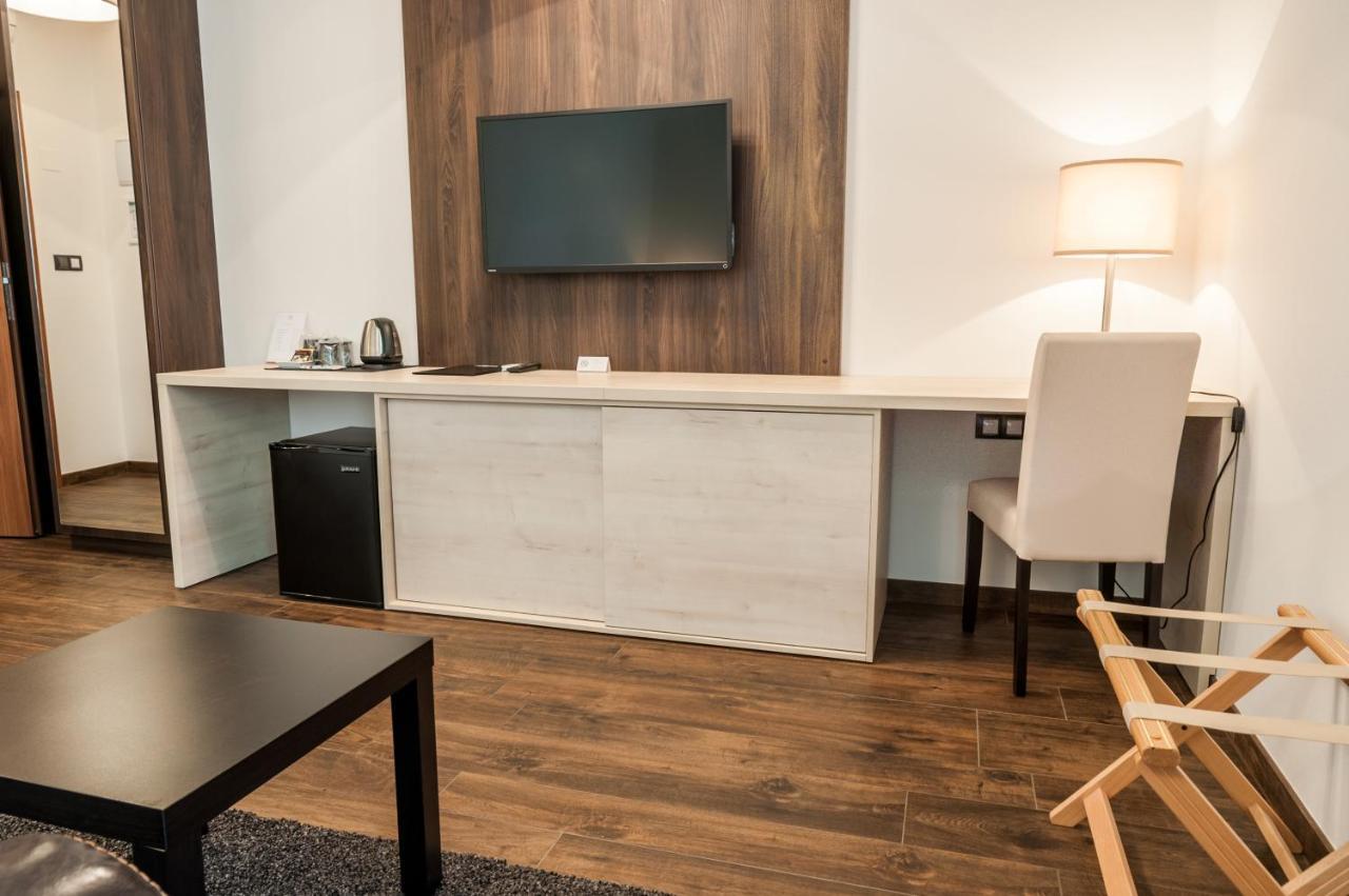 Hotel U Kasny Rajhrad エクステリア 写真